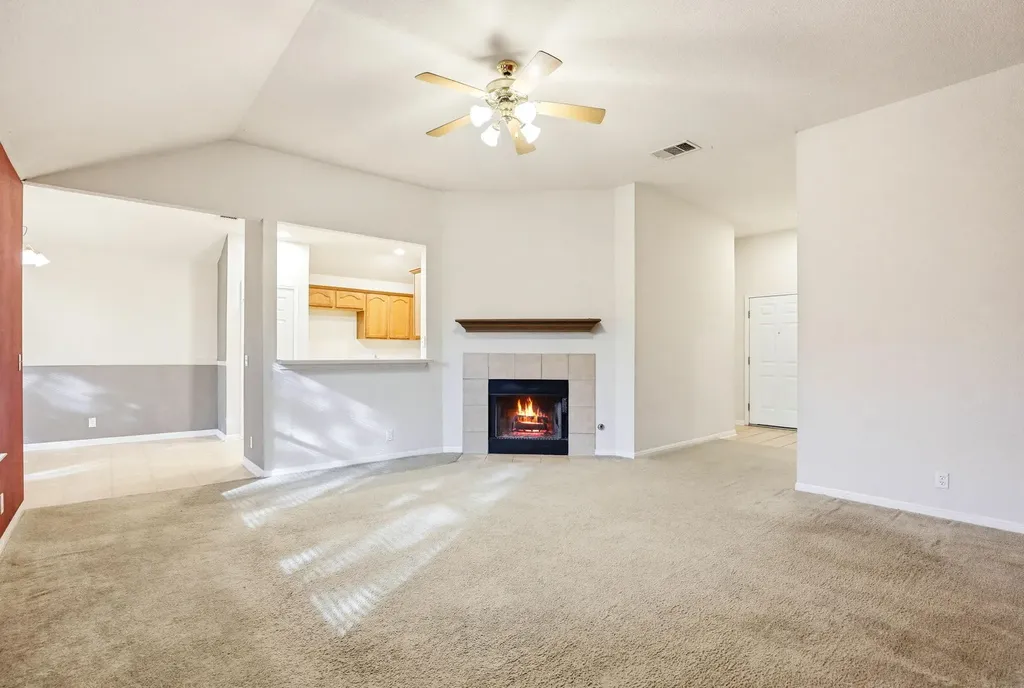 196 Langely Kyle TX 78640