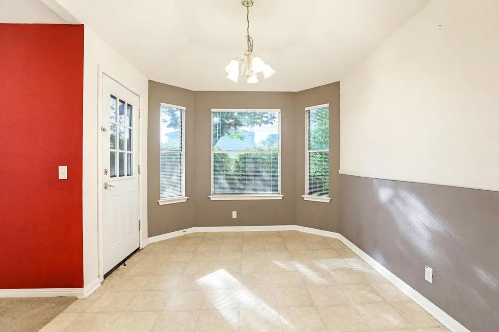196 Langely Kyle TX 78640