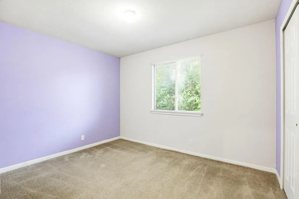 196 Langely Kyle TX 78640