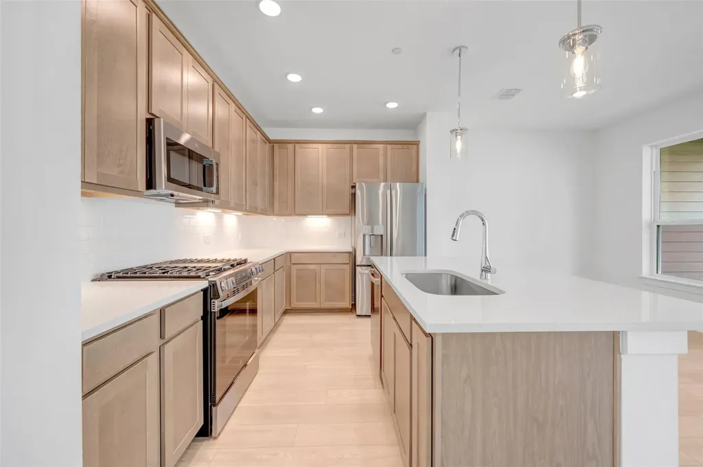 1012B Brickell Loop Austin TX 78744