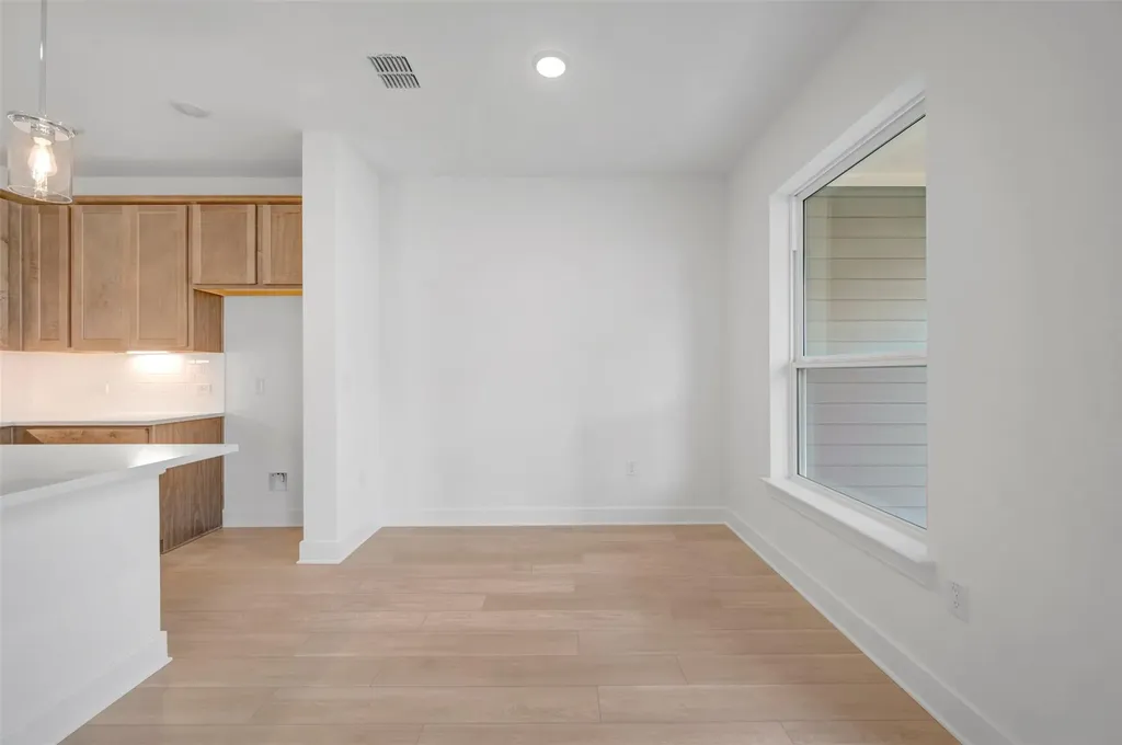 1012B Brickell Loop Austin TX 78744