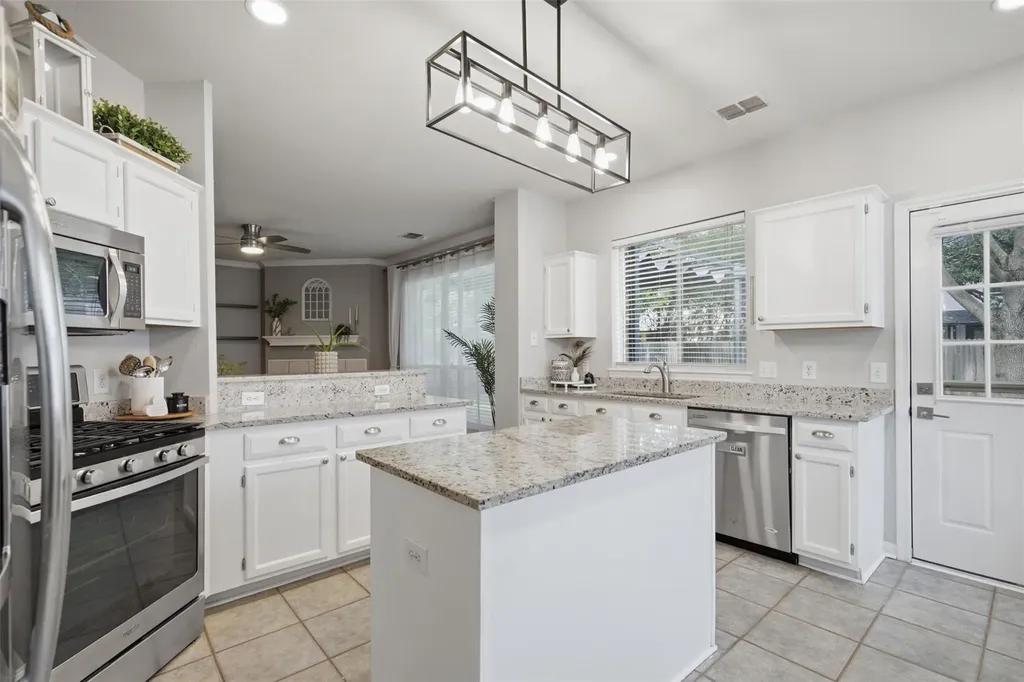 2903 Pioneer Way Round Rock TX 78665