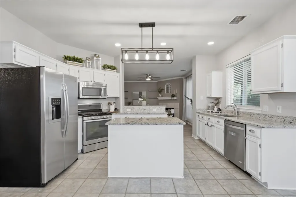 2903 Pioneer Way Round Rock TX 78665
