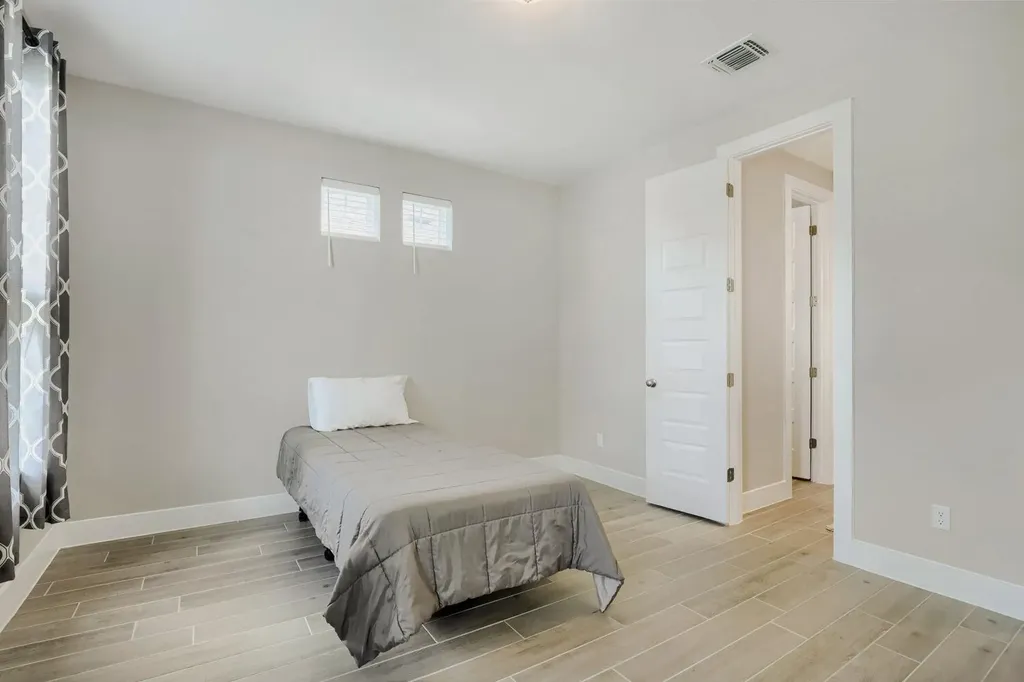 808 Craven Hill Lane Leander TX 78641