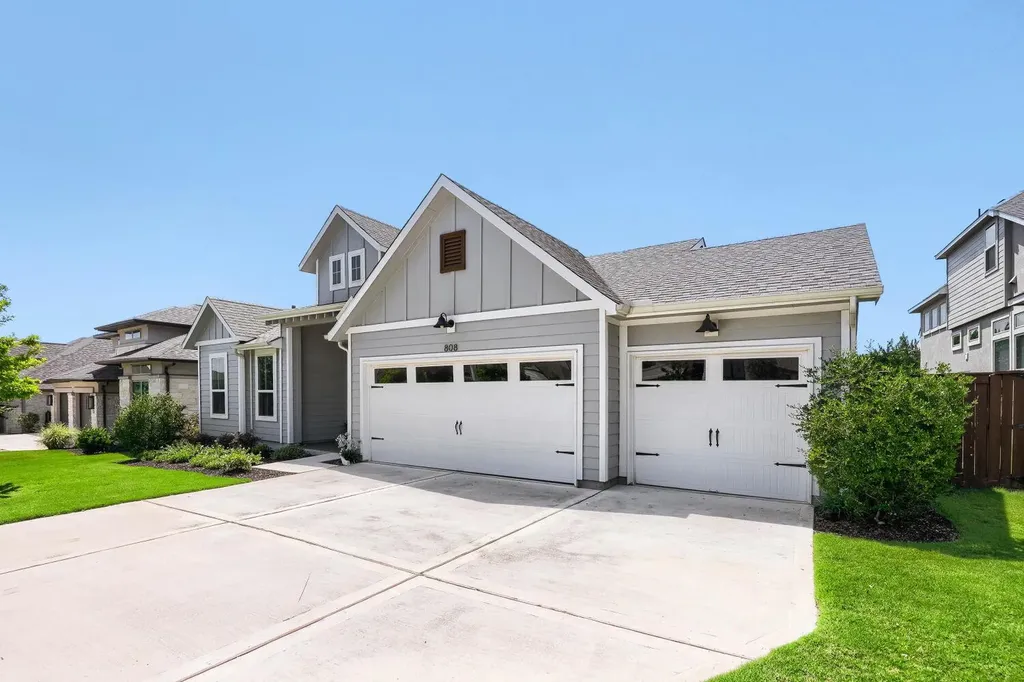 808 Craven Hill Lane Leander TX 78641