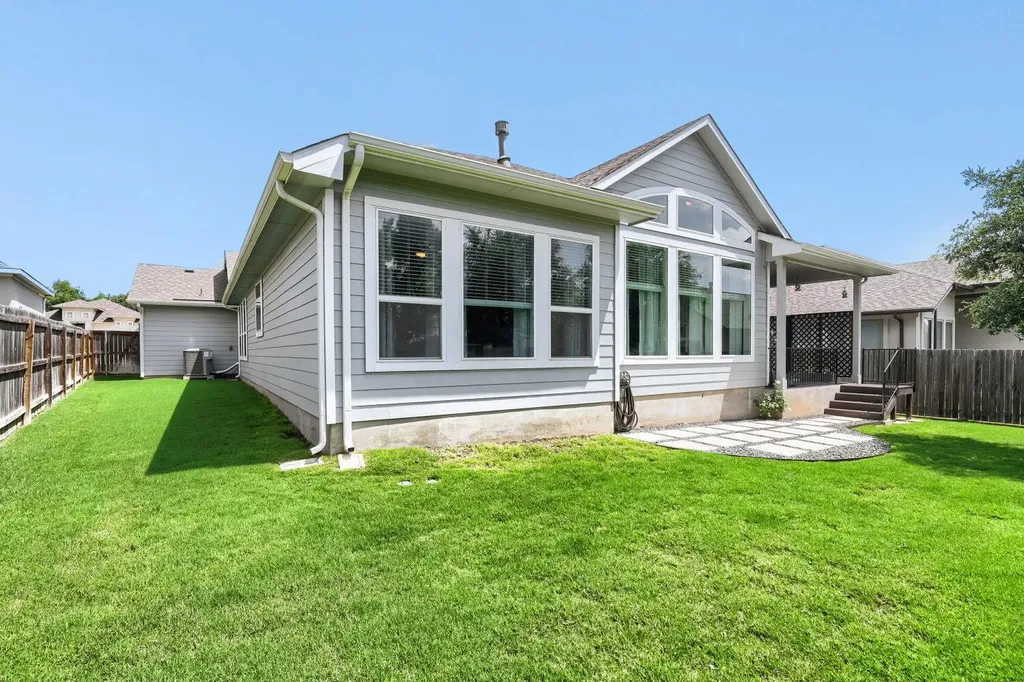 808 Craven Hill Lane Leander TX 78641