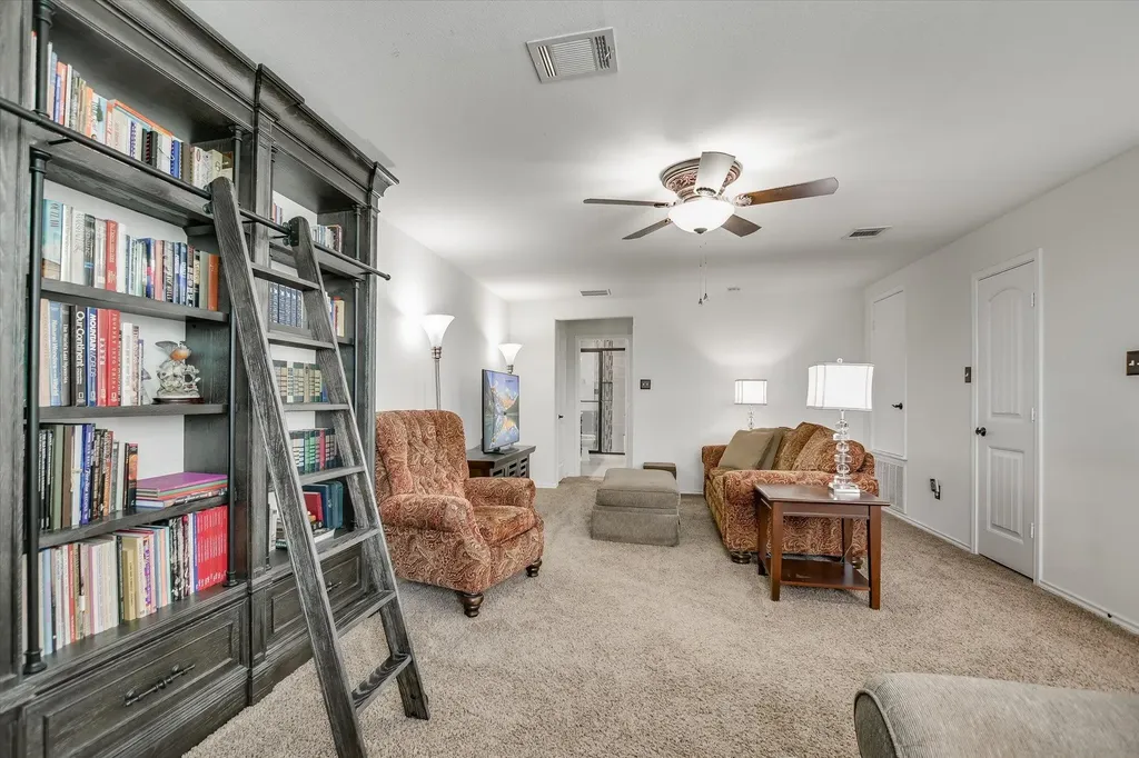 112 Pauline Cove Kyle TX 78640