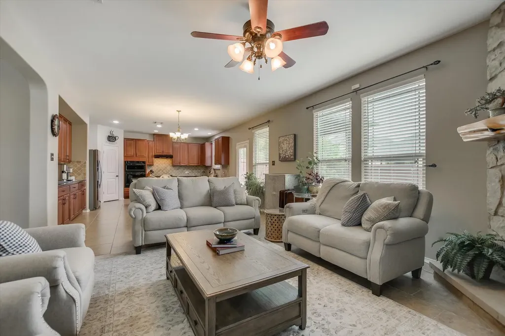 112 Pauline Cove Kyle TX 78640