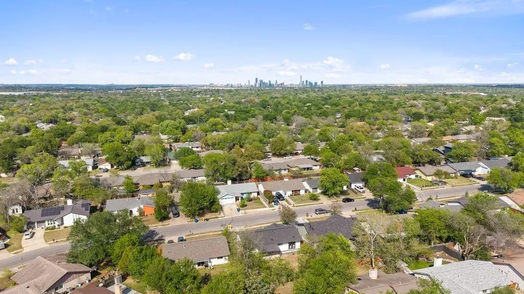 2609 Mcgregor Drive Austin TX 78745
