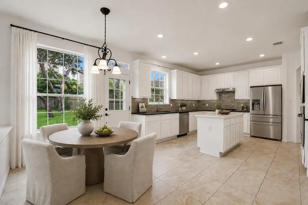 10201 Spicewood Mesa Austin TX 78759