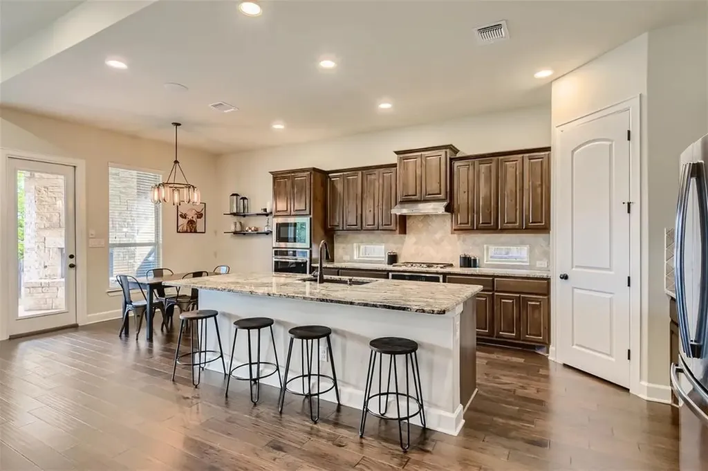 269 Pink Granite Boulevard Dripping Springs TX 78620