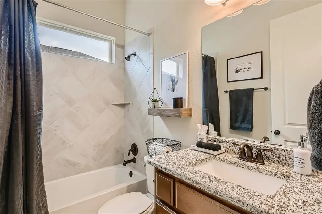 269 Pink Granite Boulevard Dripping Springs TX 78620