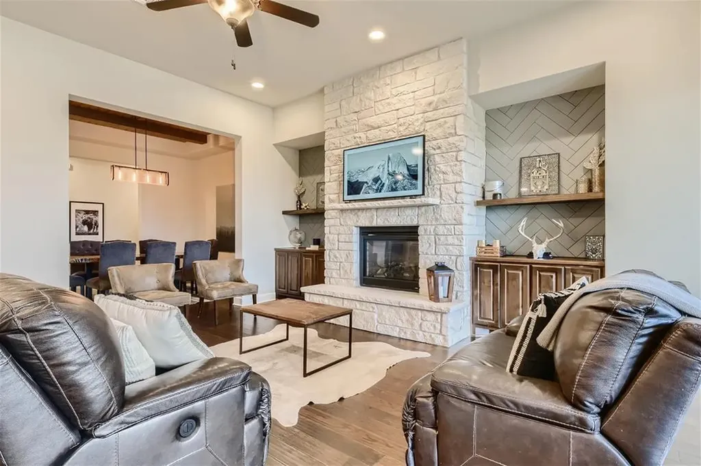 269 Pink Granite Boulevard Dripping Springs TX 78620