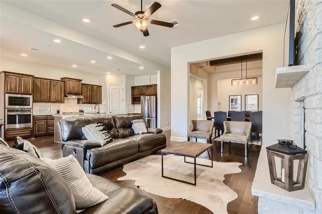 269 Pink Granite Boulevard Dripping Springs TX 78620