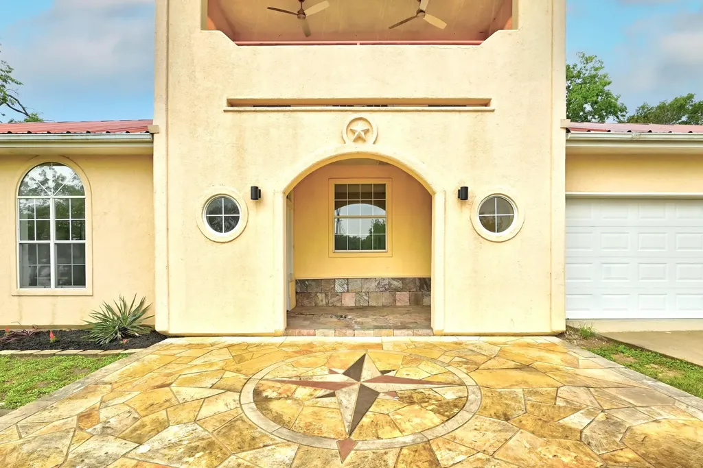2405 Bahama Road Austin TX 78733
