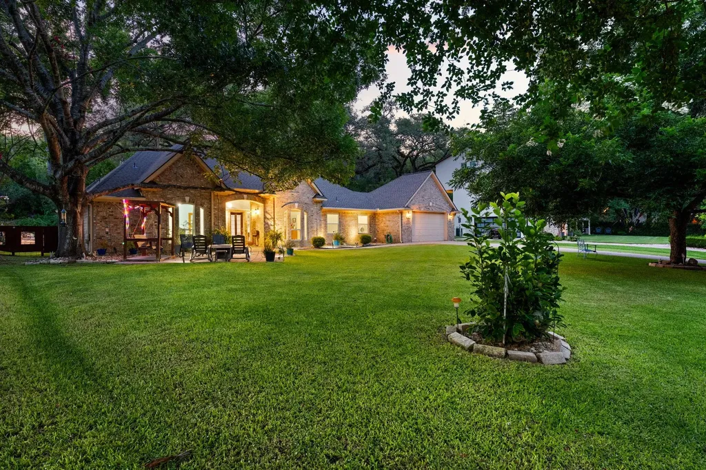 2700 Pearce Road Austin TX 78730