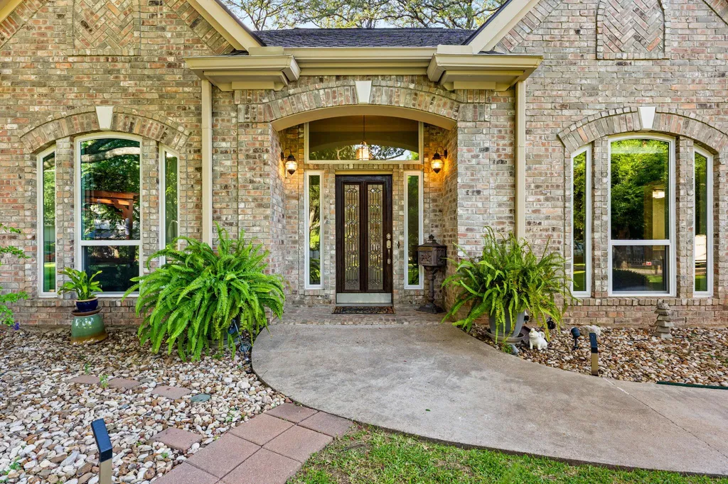 2700 Pearce Road Austin TX 78730