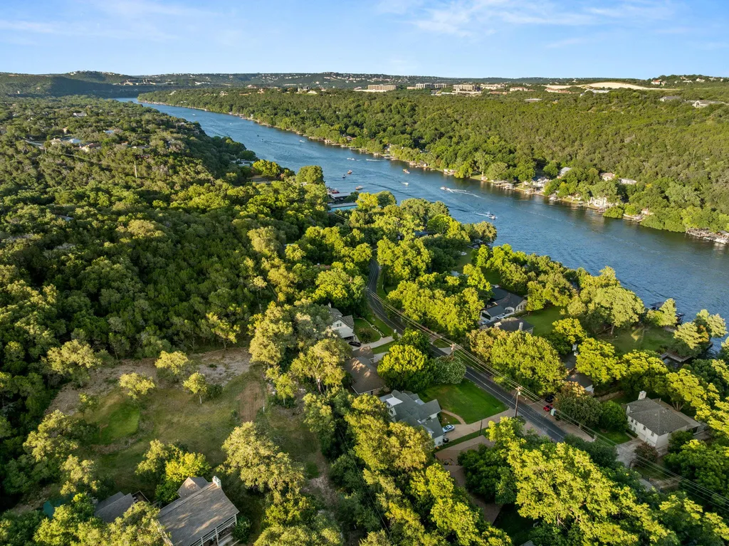 2700 Pearce Road Austin TX 78730