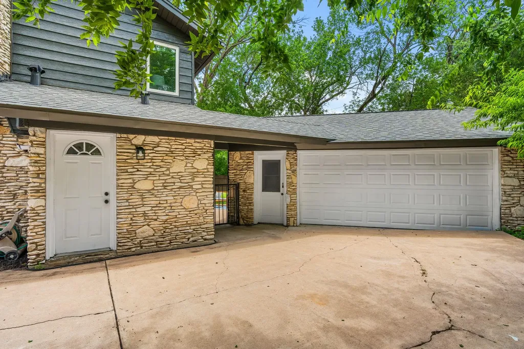 3105 Borden Road Austin TX 78757
