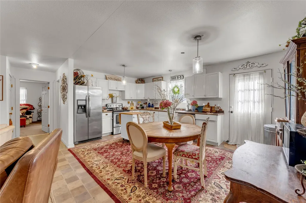 351 County Road 326 Bertram TX 78605