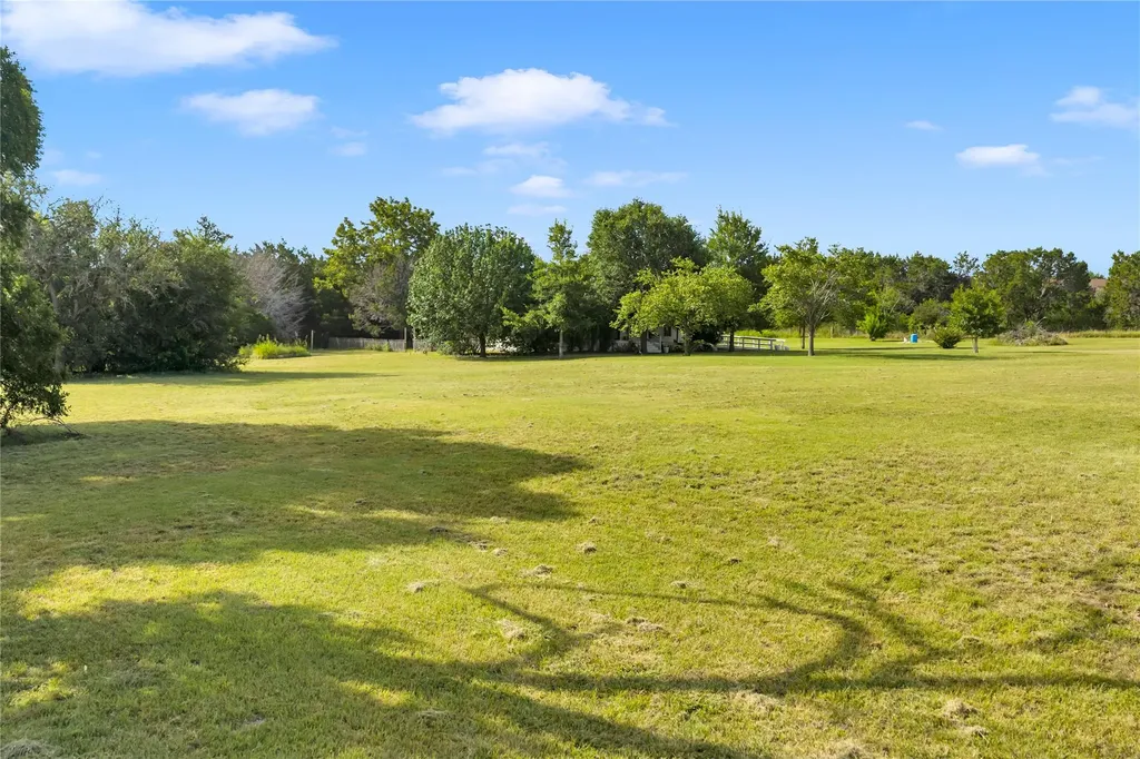 351 County Road 326 Bertram TX 78605