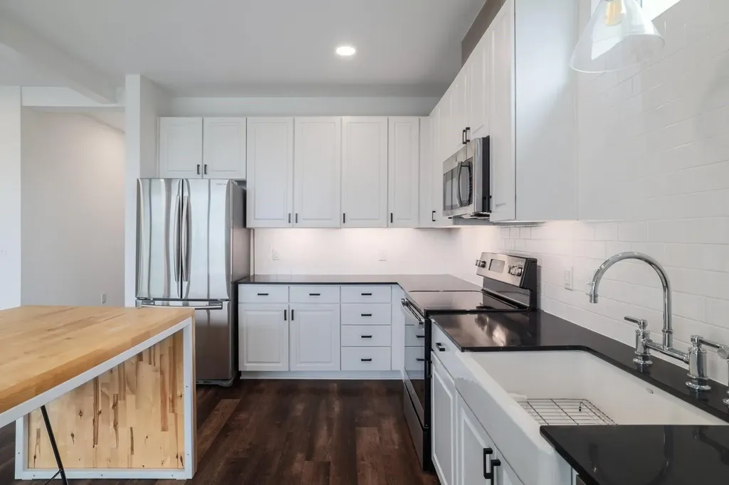 4704 Sunset Trail Austin TX 78745