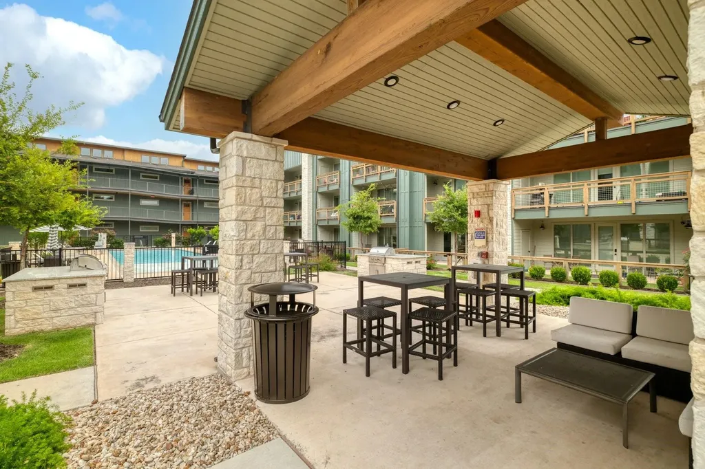 4704 Sunset Trail Austin TX 78745