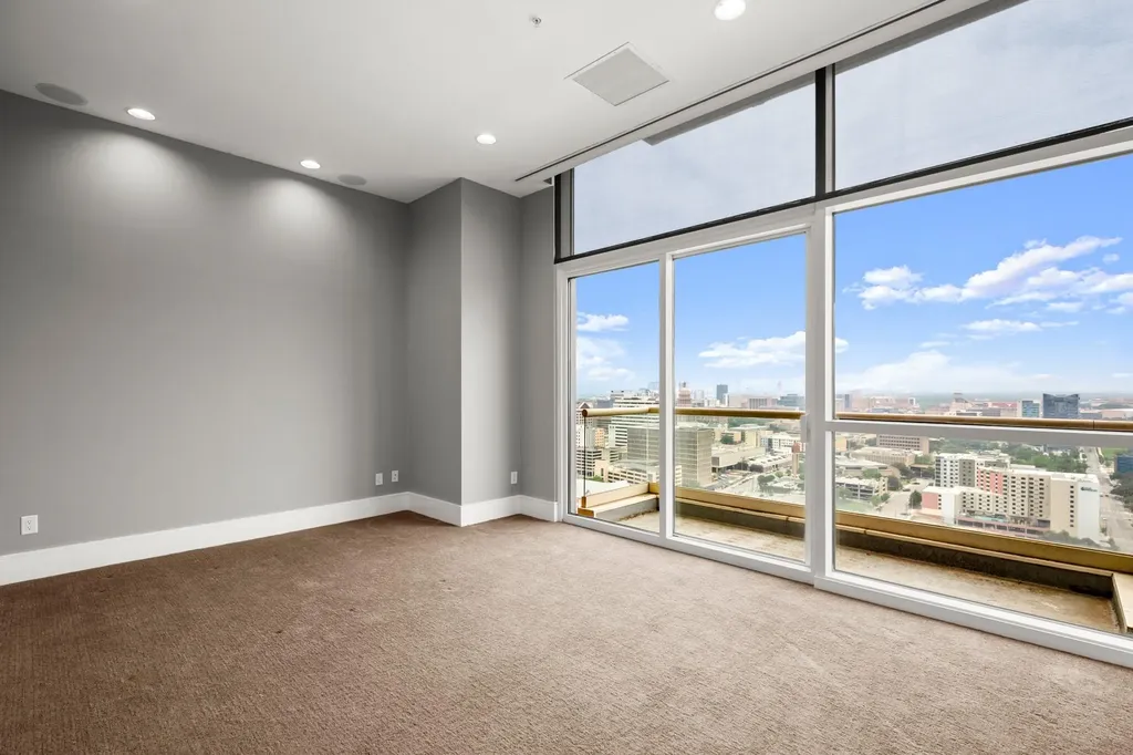 555 E 5th Street Austin TX 78701