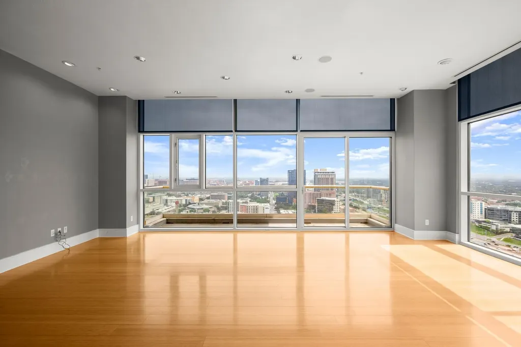555 E 5th Street Austin TX 78701