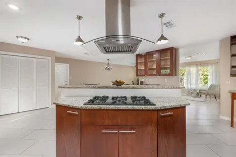 11502 Oakwood Drive Austin TX 78753
