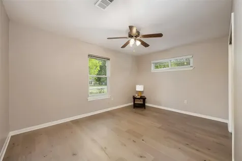 11502 Oakwood Drive Austin TX 78753