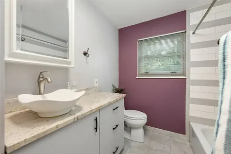11502 Oakwood Drive Austin TX 78753