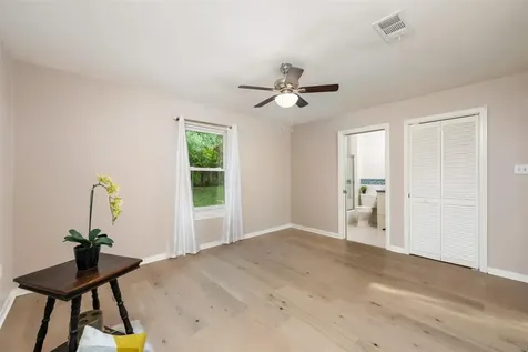 11502 Oakwood Drive Austin TX 78753