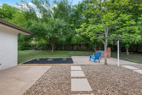 11502 Oakwood Drive Austin TX 78753