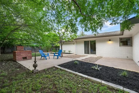 11502 Oakwood Drive Austin TX 78753