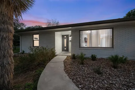 11502 Oakwood Drive Austin TX 78753