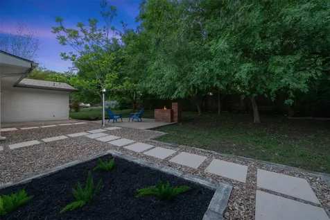 11502 Oakwood Drive Austin TX 78753