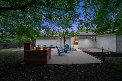 11502 Oakwood Drive Austin TX 78753