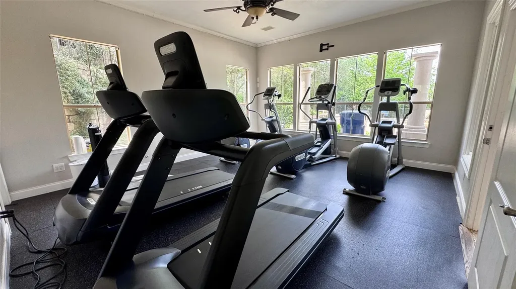 6000 Shepherd Mountain Cove Austin TX 78730