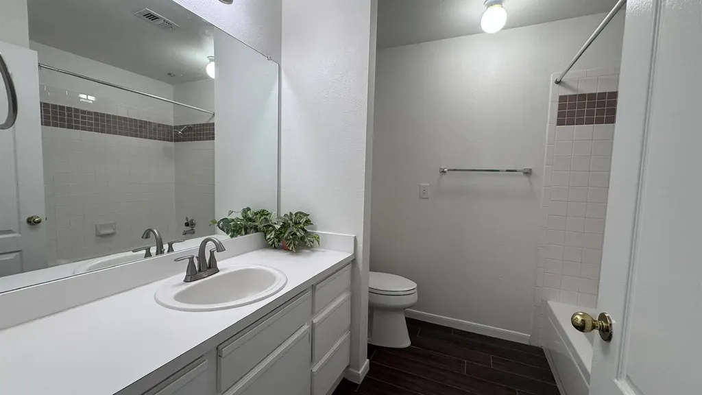 6000 Shepherd Mountain Cove Austin TX 78730