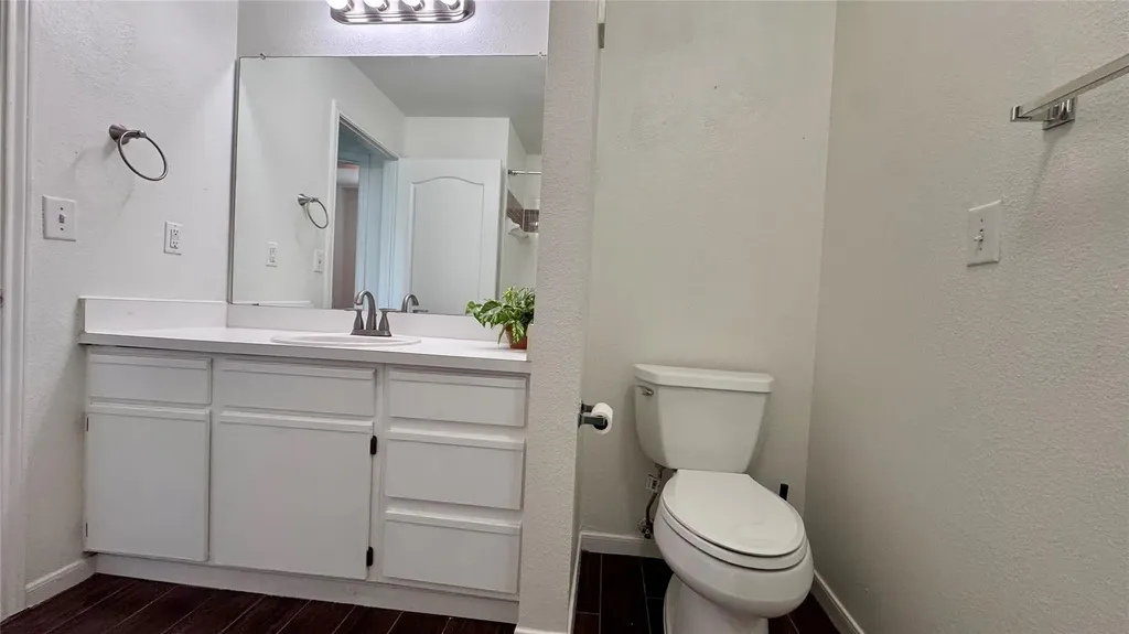 6000 Shepherd Mountain Cove Austin TX 78730