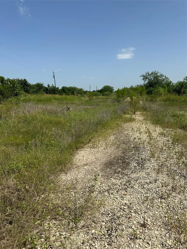 6709 Fm 1327 Austin TX 78747