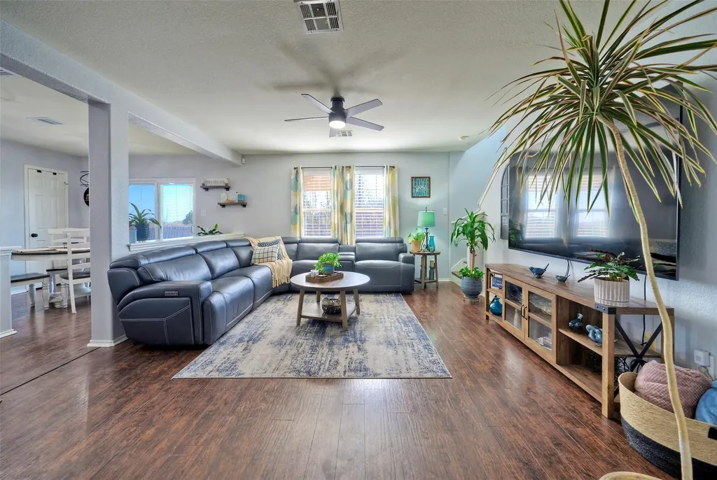 370 Holly Grove Street Kyle TX 78640