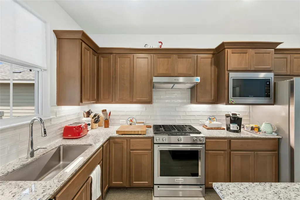 746 Livewater Lane Georgetown TX 78633