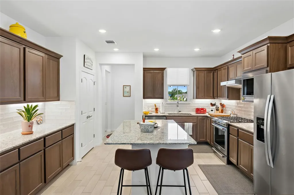 746 Livewater Lane Georgetown TX 78633
