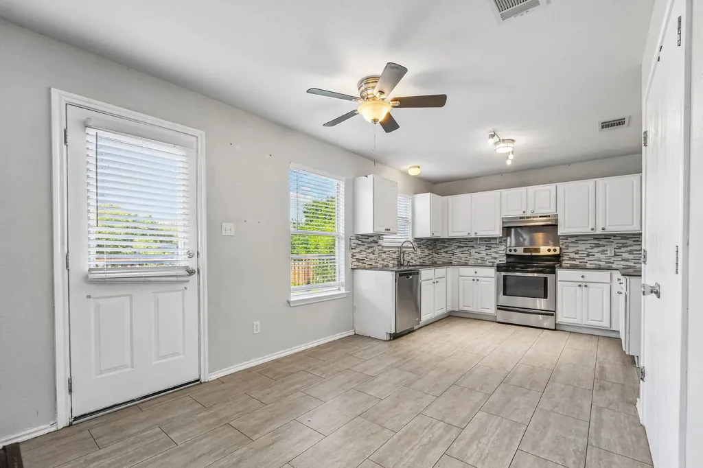 1008 Bluff Meadow Cove Georgetown TX 78626