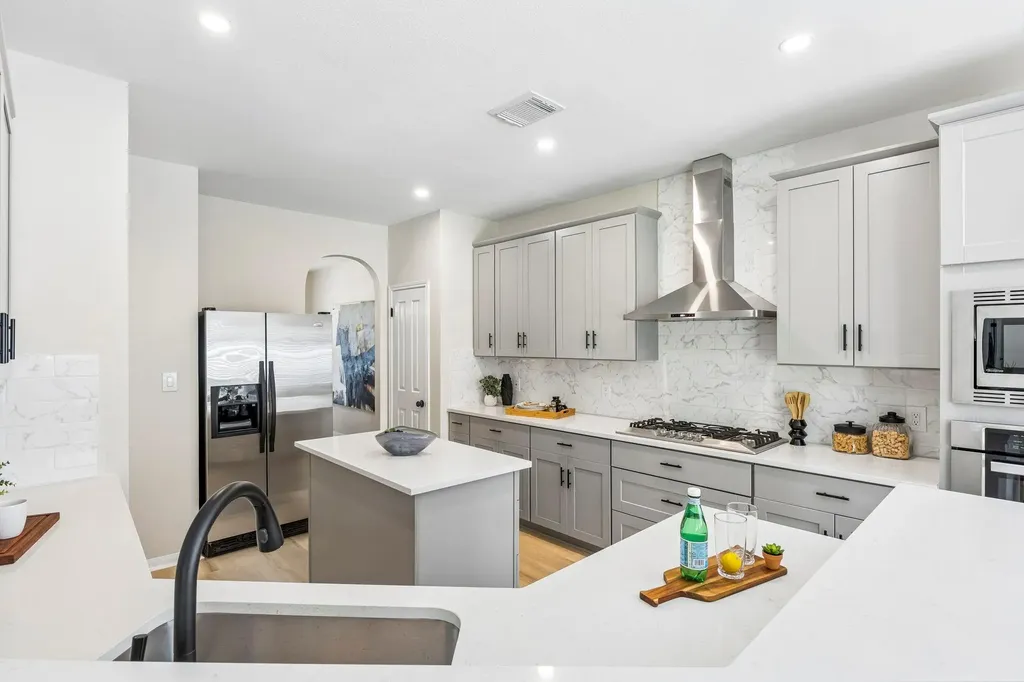 11200 Savin Hill Lane Austin TX 78739