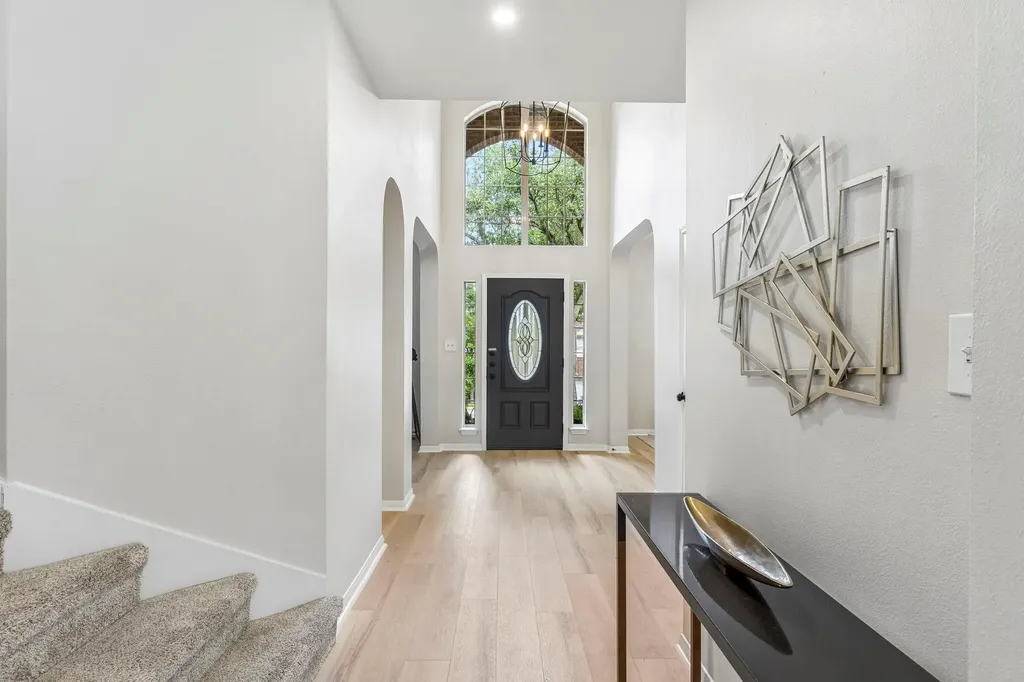 11200 Savin Hill Lane Austin TX 78739