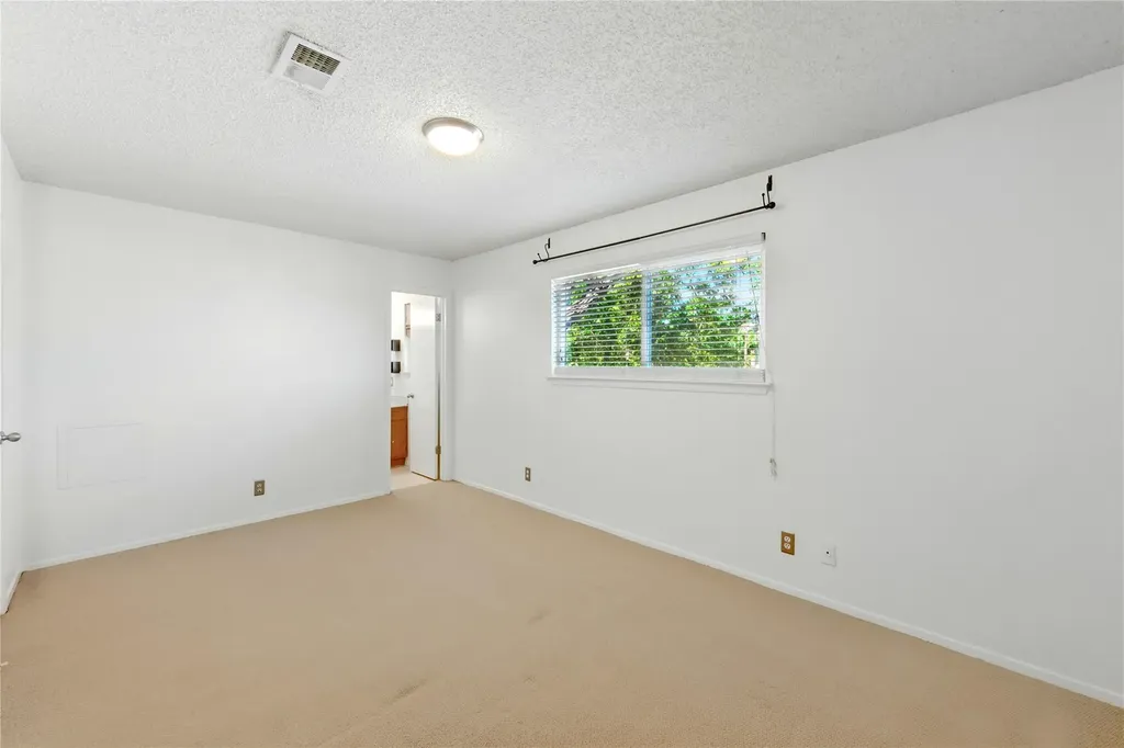 2105 Kirksey Drive Austin TX 78741