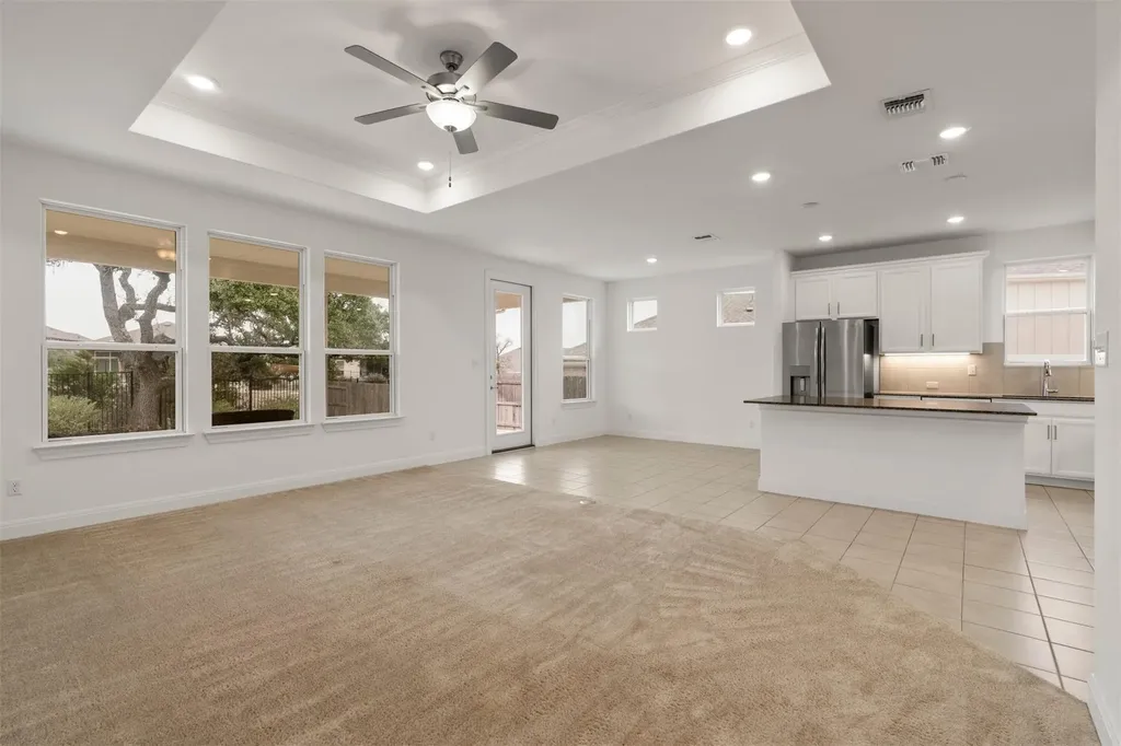 302 Barn Hill Loop Dripping Springs TX 78620